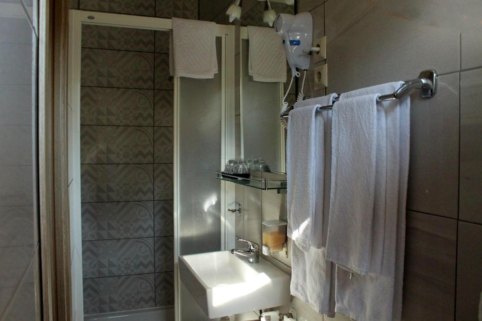 Guesthouse Rezekov Podrum Ястребарско Экстерьер фото